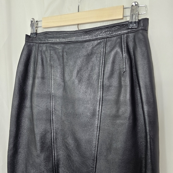 Vintage Emilio Dinara black leather pencil skirt 8 - Picture 2 of 10